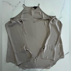 TROUVE Beige Cold Shoulder Blouse XL